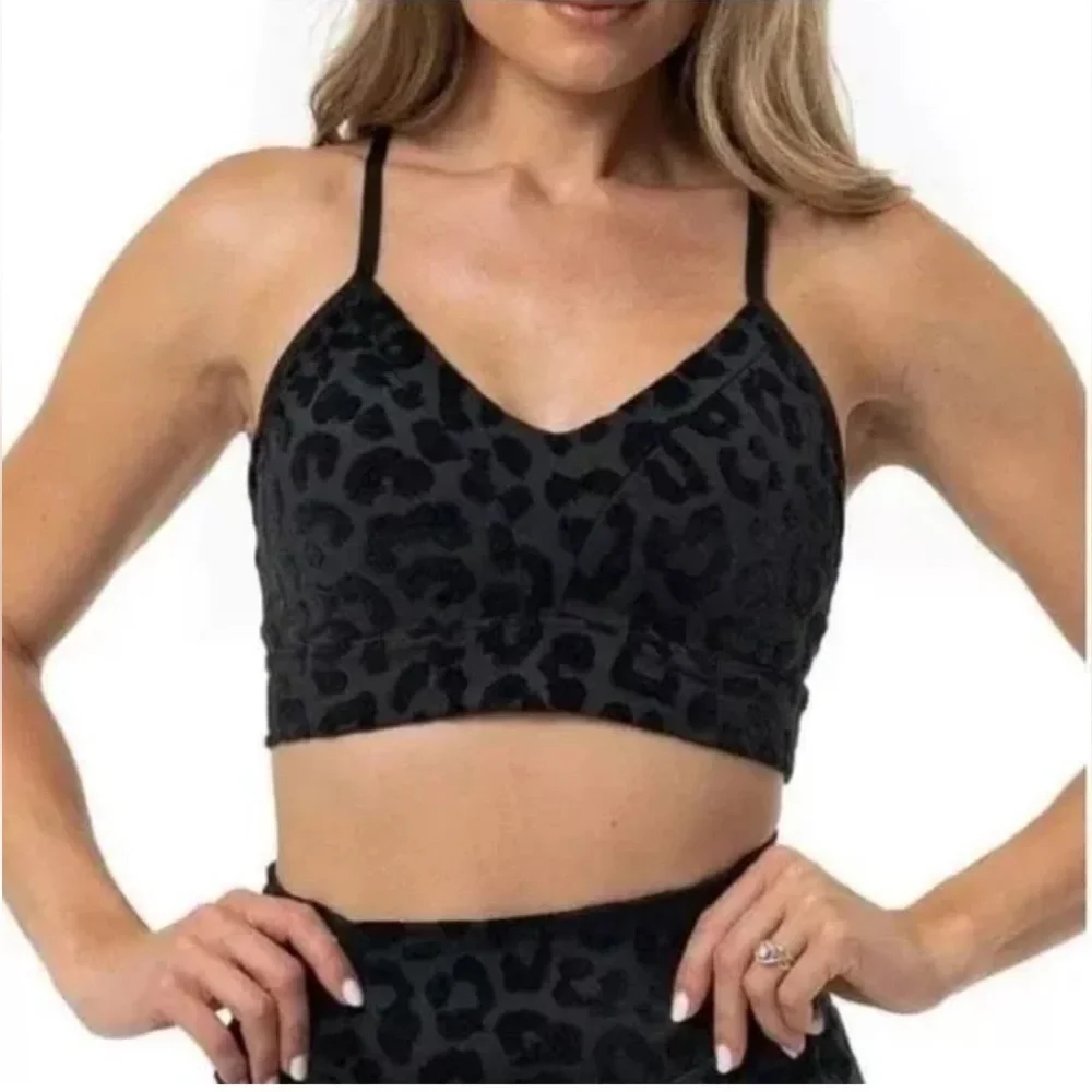 Balance Athletica Vitality Lux Form Bra Panther Black Sports Bra Size M - Picture 1 of 9